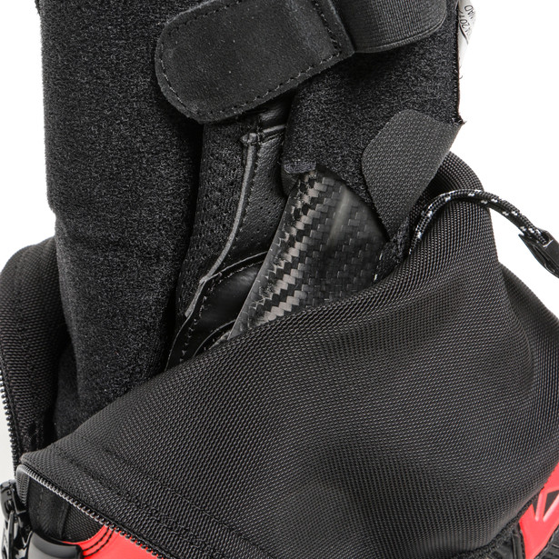AXIAL GORE-TEX® BOOTS
